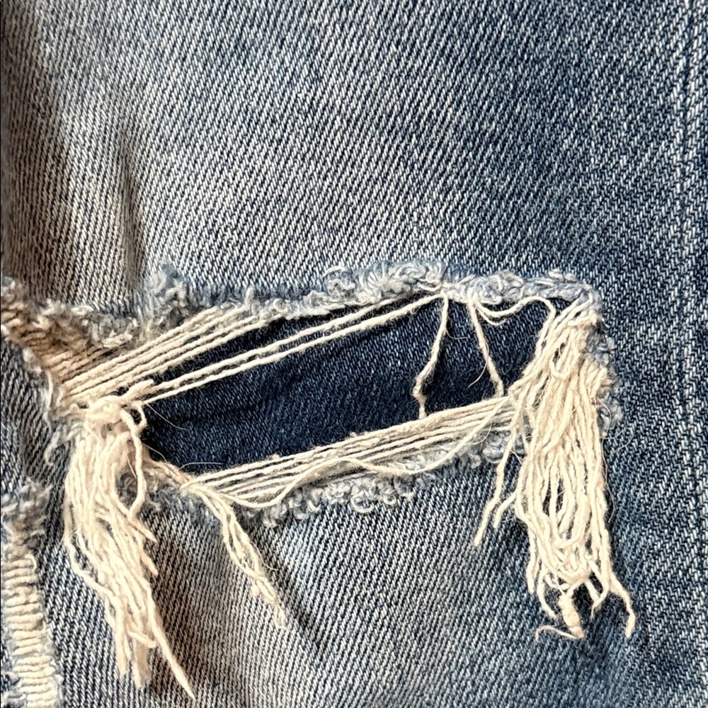 Altar'd State Distressed Ankle Jeans in Blue - Picture 4 of 8